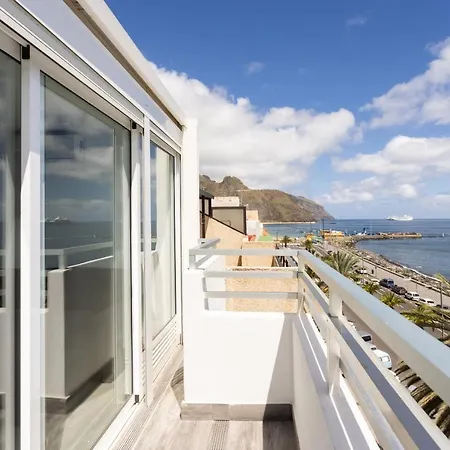 Home2book Sea Front Teresitas Attic * San Andres (Tenerife)