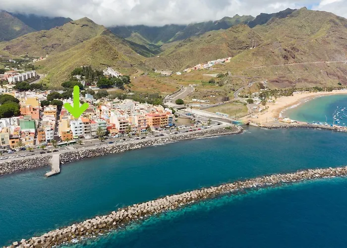 Home2book Sea Front Teresitas Attic * San Andrés