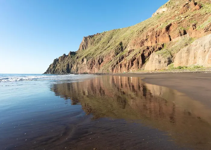 Home2book Sea Front Teresitas Attic * San Andrés
